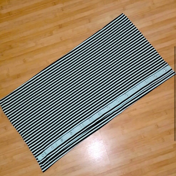 Lululemon Vinyasa Scarf *Rulu - Picture 8 of 9